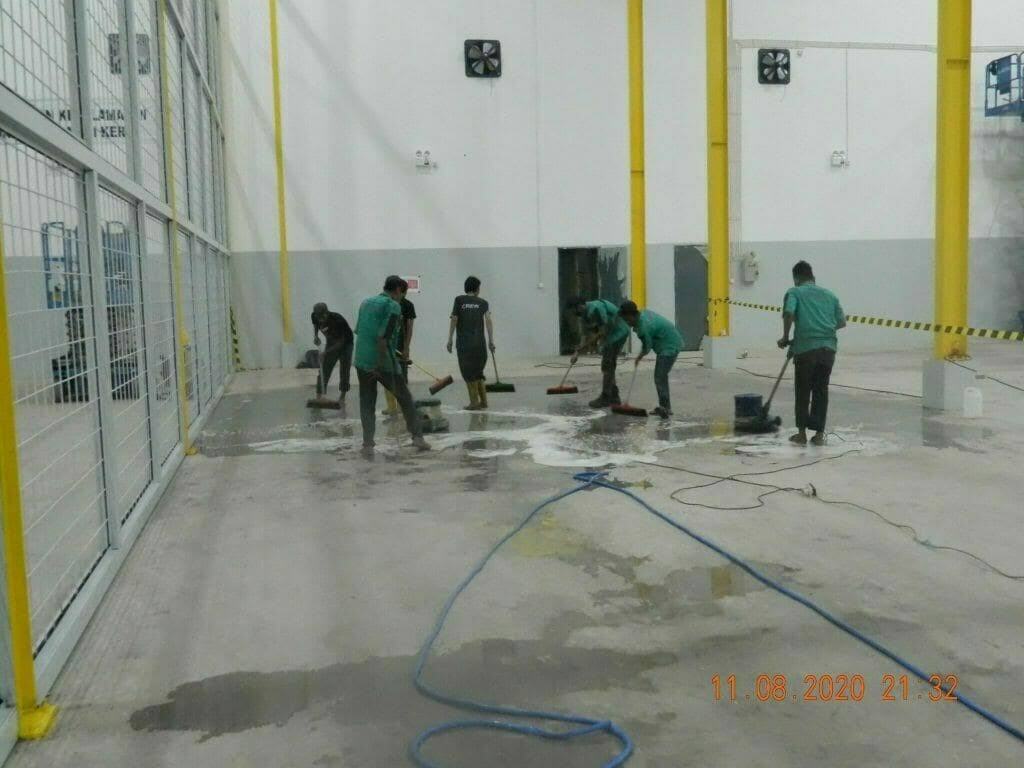 cuci lantai gudang cuci gudang gambar 01