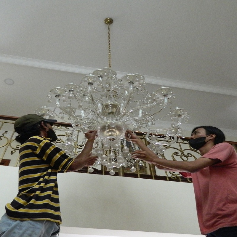 cuci lampu kristal jakarta selatan